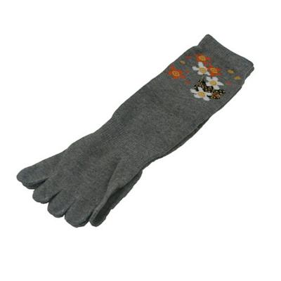 tabi toe socks with flowers in gray